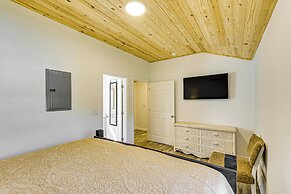 1 Mi to Boat Launch: Fire Pit at Lillian Cottage!