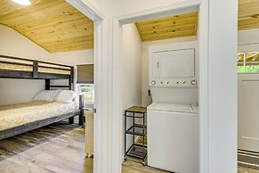 1 Mi to Boat Launch: Fire Pit at Lillian Cottage!