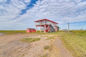 Walk to Beach: Water-view Freeport Home!