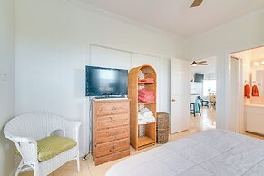 Walk to Beach: Water-view Freeport Home!