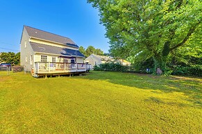 Richmond Home w/ Deck: 1 Mi to Richmond Raceway!
