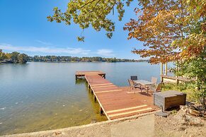 10 Mi to National Park: Patio at Hot Springs Home