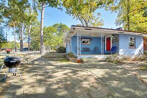 10 Mi to National Park: Patio at Hot Springs Home