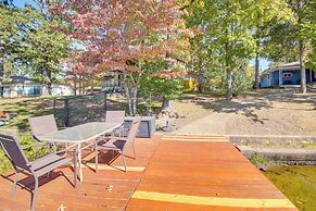 10 Mi to National Park: Patio at Hot Springs Home