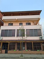 Tirane Tranquility Cottage