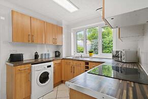 Host Stay Stockenchurch