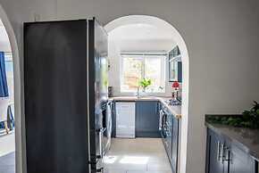 Host Stay Glazier Drive