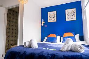 Host Stay Glazier Drive