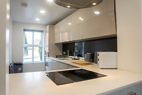 Host Stay Oriel Close