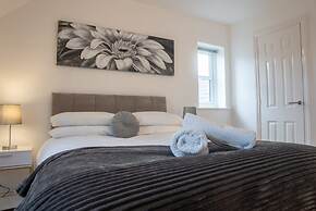 Host Stay Oriel Close