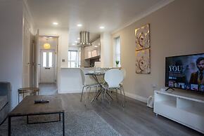 Host Stay Oriel Close