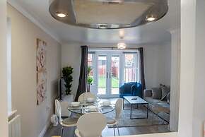 Host Stay Oriel Close