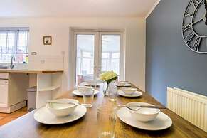 Host Stay Great Ground Walk