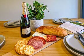 Host Stay Wiltshire Way