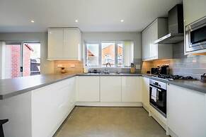 Host Stay Wiltshire Way