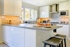 Host Stay Wiltshire Way