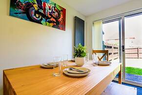 Host Stay Wiltshire Way