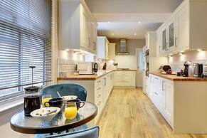 Host Stay 47 Dudley Street