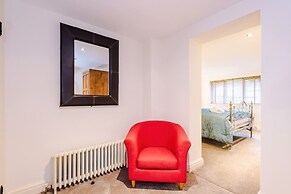 Host Stay Belvedere House