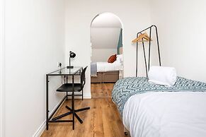 Host Stay Bluebell Close
