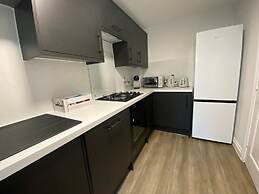 Host Stay Bluebell Close