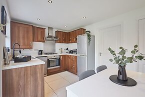 Host Stay Polwell Road