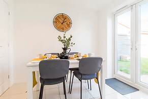 Host Stay Polwell Road