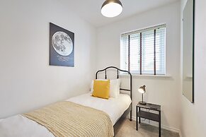 Host Stay Polwell Road