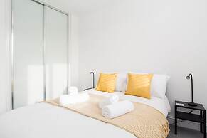 Host Stay Davies Close
