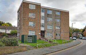 Host Stay No 9 Stantons