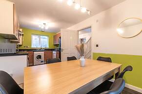 Host Stay Moresby Way