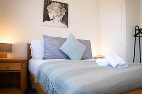 Host Stay Trinity Road