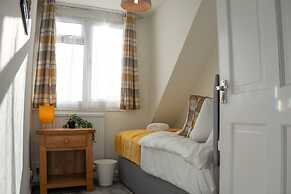 Host Stay Trinity Road