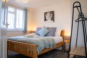 Host Stay Trinity Road