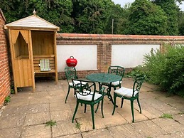 Host Stay Shire Horse Barn