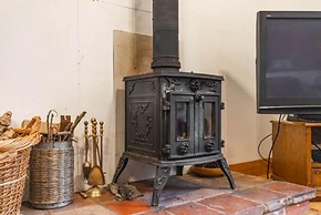 Host Stay Shire Horse Barn