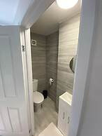Host Stay Waterfront