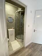 Host Stay Waterfront