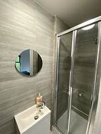 Host Stay Waterfront