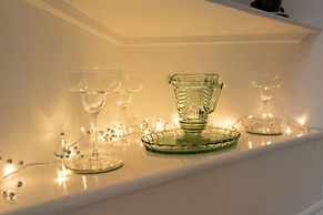 Host Stay All Saints Green Cottage