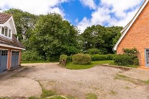 Host Stay Alderfen View