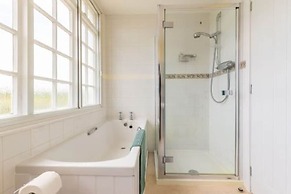 Host Stay Alderfen View