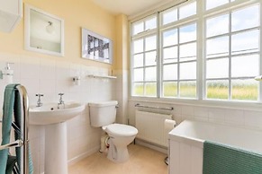 Host Stay Alderfen View