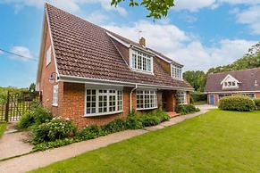 Host Stay Alderfen View