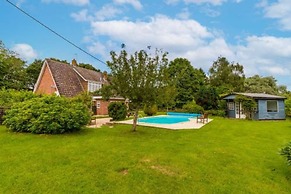 Host Stay Alderfen View