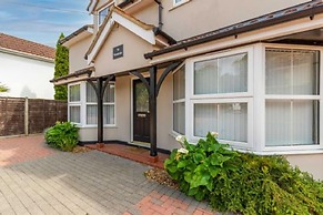 Host Stay Woodside House