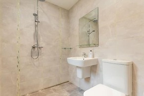 Host Stay Woodside House