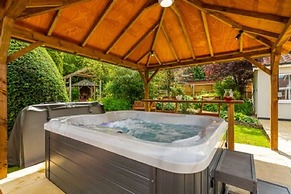 Host Stay Woodside House