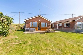 Host Stay Breezy Bungalow