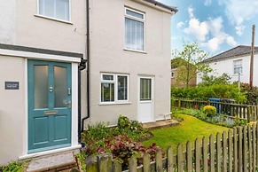 Host Stay Corner Cottage